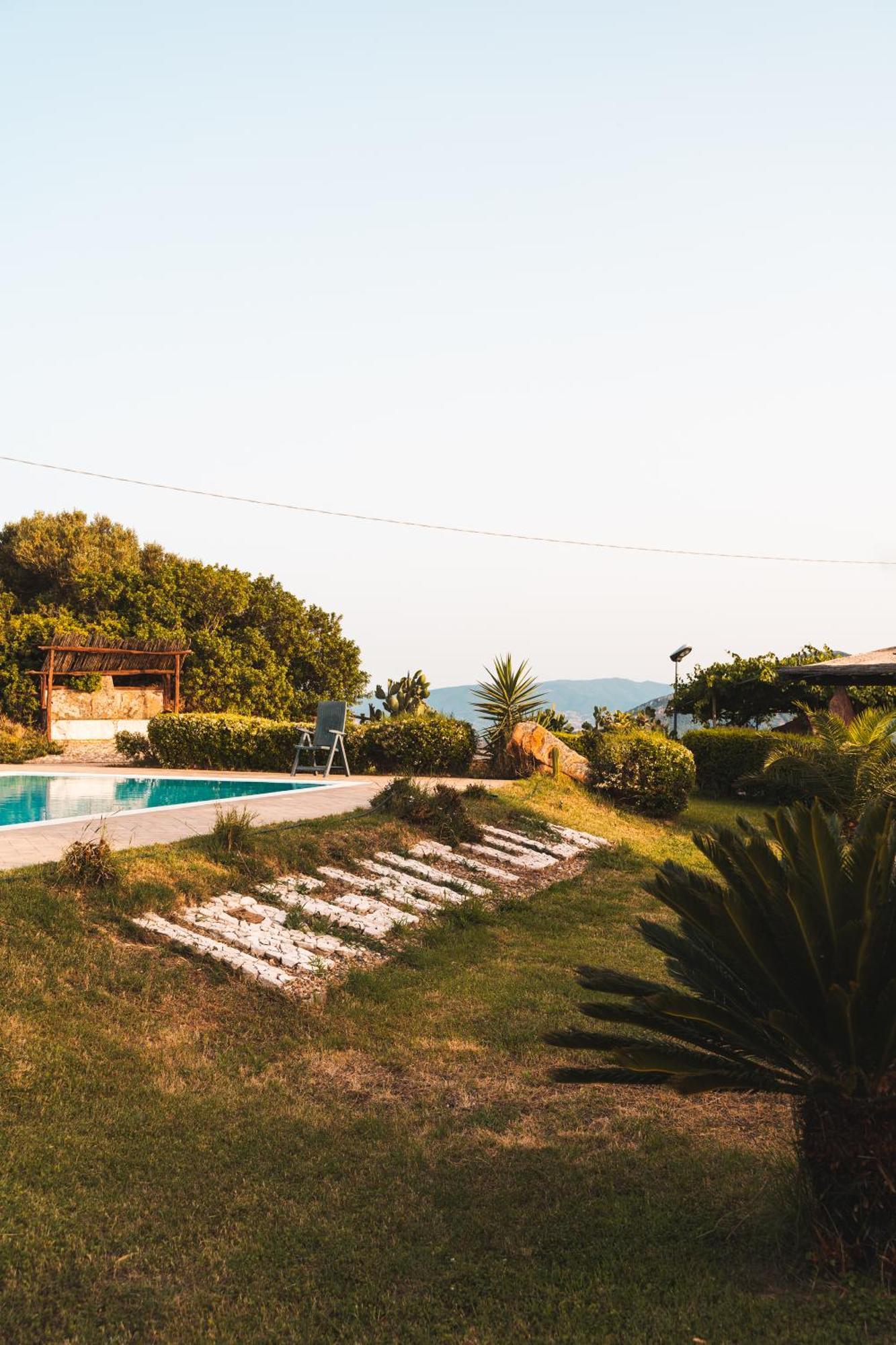 Agriturismo Irghitula Posada  Exterior foto
